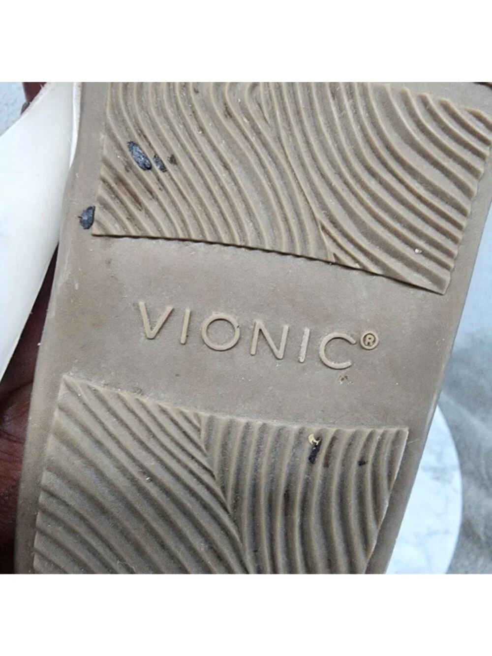 Vionic Shoes Womens  Size 6 Daniela White Leather Strap Cork Sandals *Read*